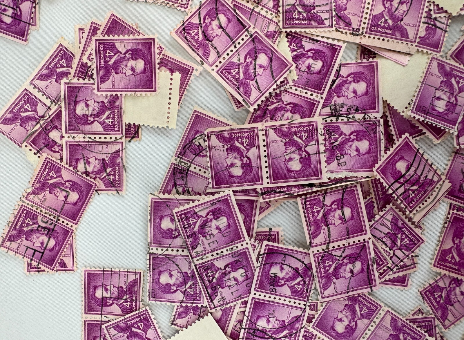 Cancelled Vintage US Abraham Lincoln 4 cent Stamp Lot Liberty Series Used