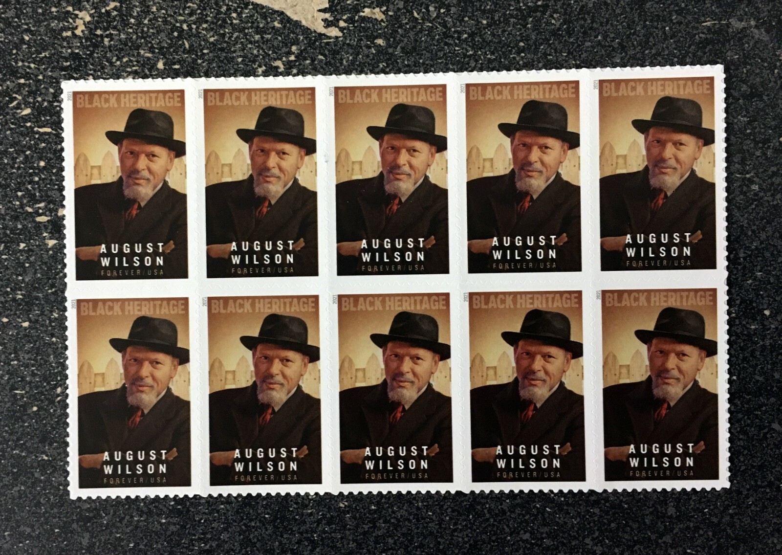 2021USA #5555 Forever – August Wilson – Black Heritage – Block of 10 postage