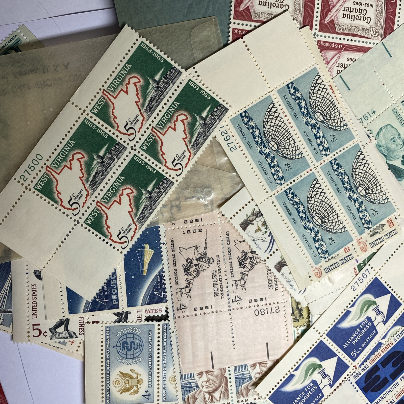 16.22 Face In Mint U.s . Postage Stamps Good CD size Group