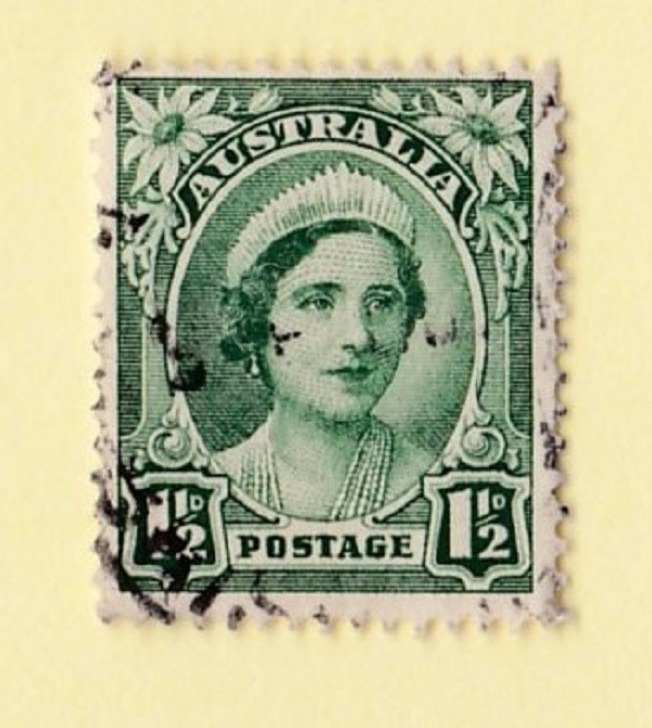 Australia Vintage Postage Stamp Postage 1 1/2d