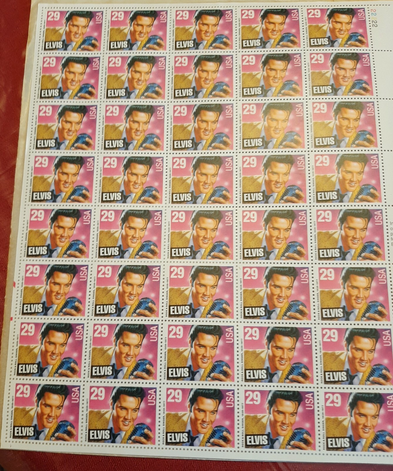 ELVIS PRESLEY SHEET OF FORTY 29 CENT STAMPS NEVER USED COLLECTORS