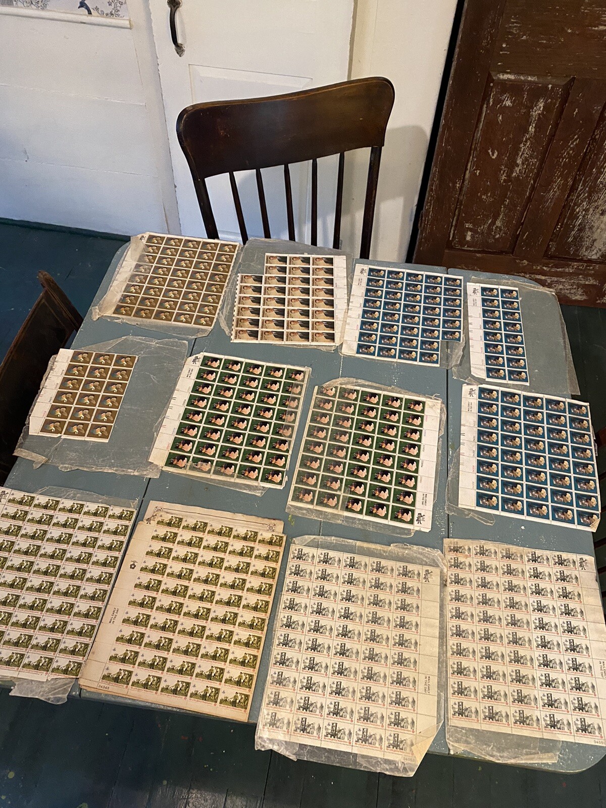 500CT lot 8 cent stamps – GERSHWIN, TANNER, LYNDON B JOHNSON, ROBINSON JEFFERS