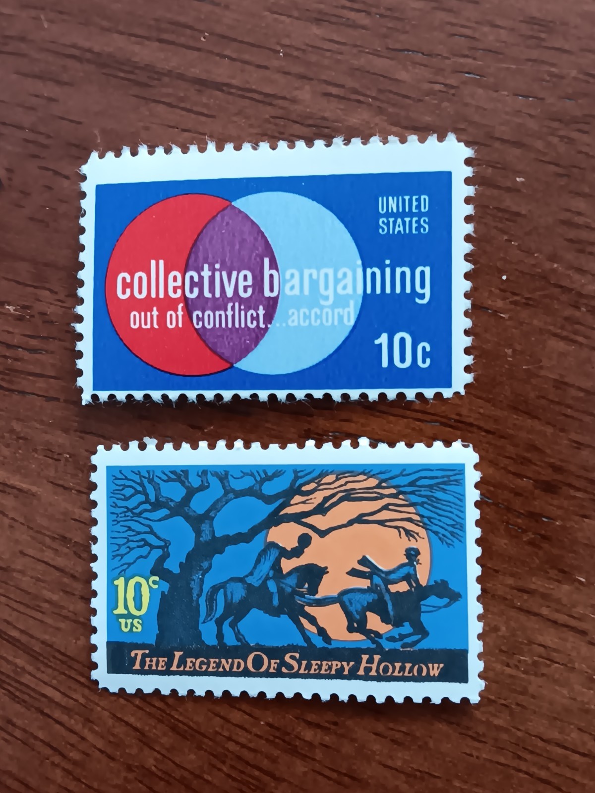 USPS Stamps Lot of 12 at 10 Cents. MNH