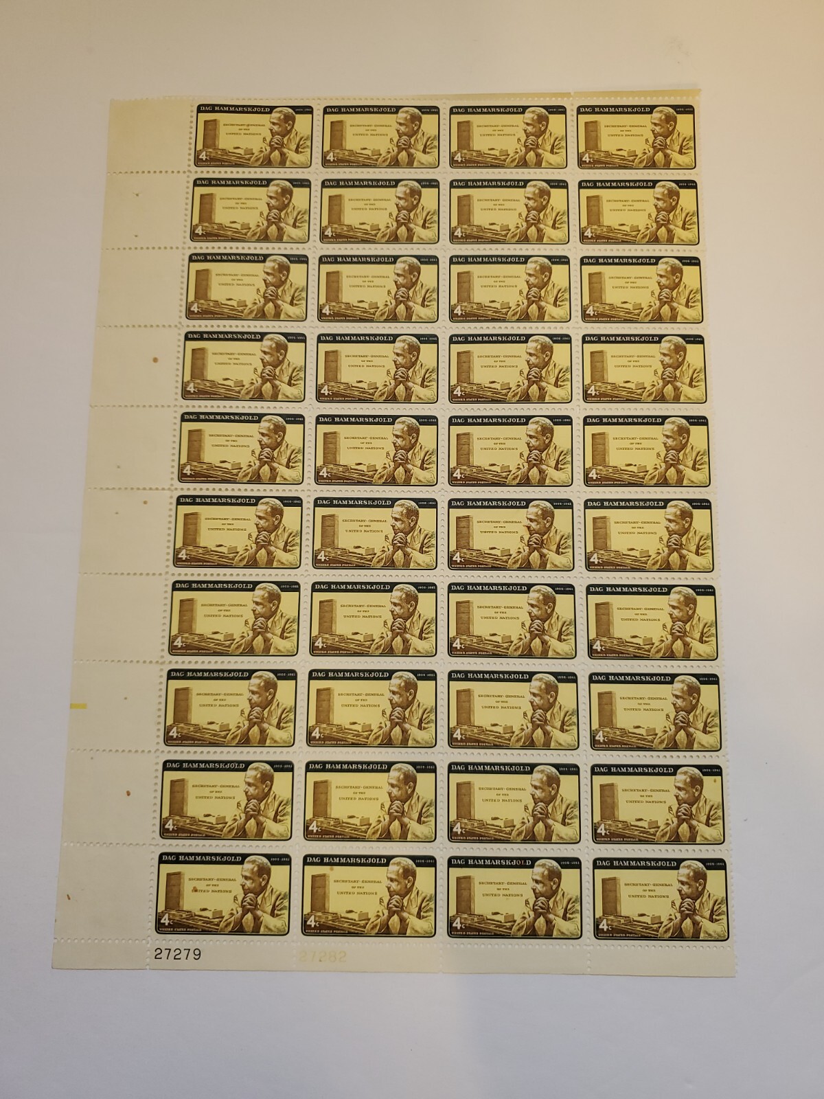 Dag Hammarskjold 4c Stamp 1961 US Postage 27279 Sheet of 40 Stamps
