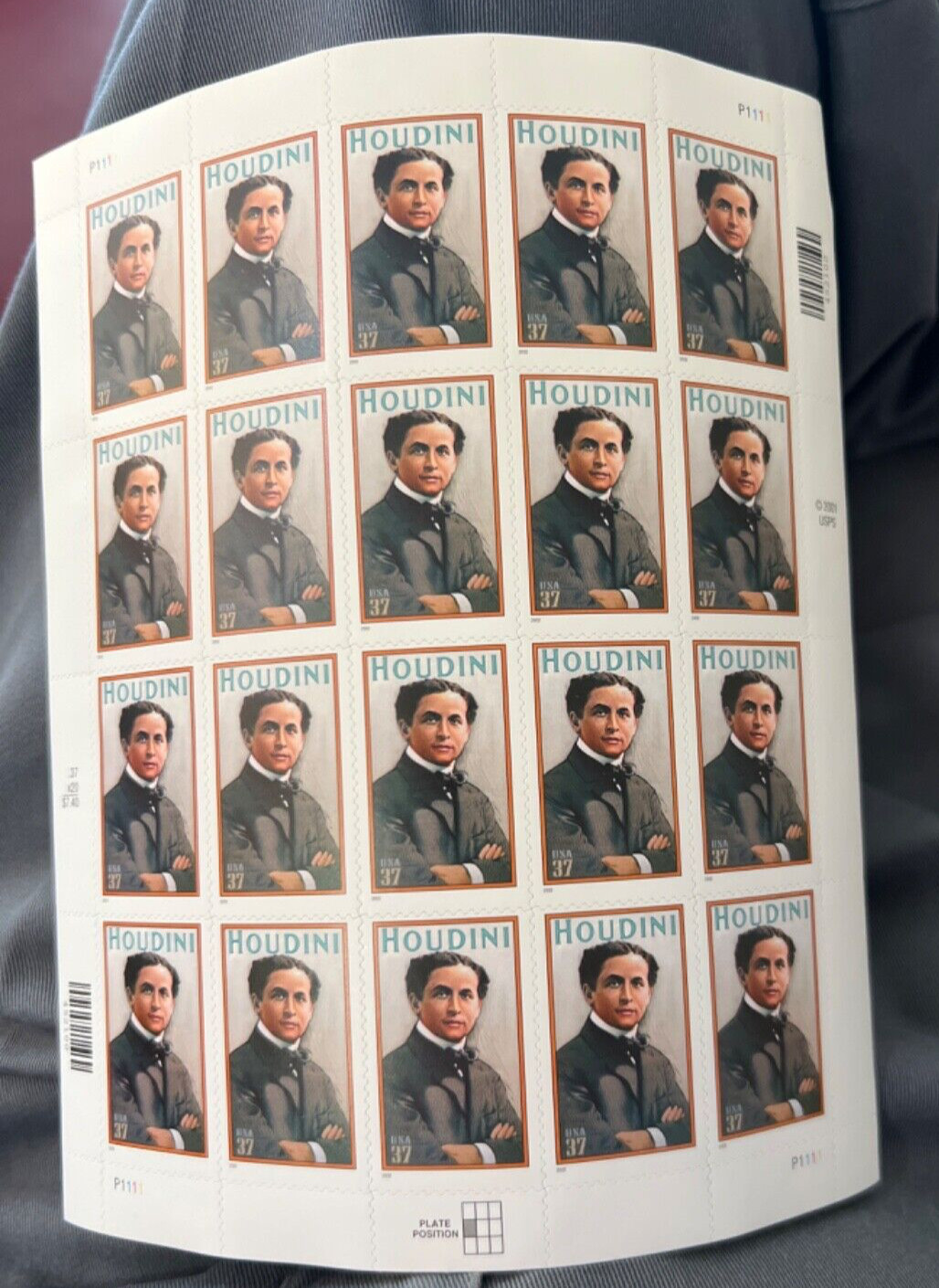 See Photos. US Stamps. SCOTT #3651 SHEET OF 20 HOUDINI STAMPS 37 CENTS FACE MNH