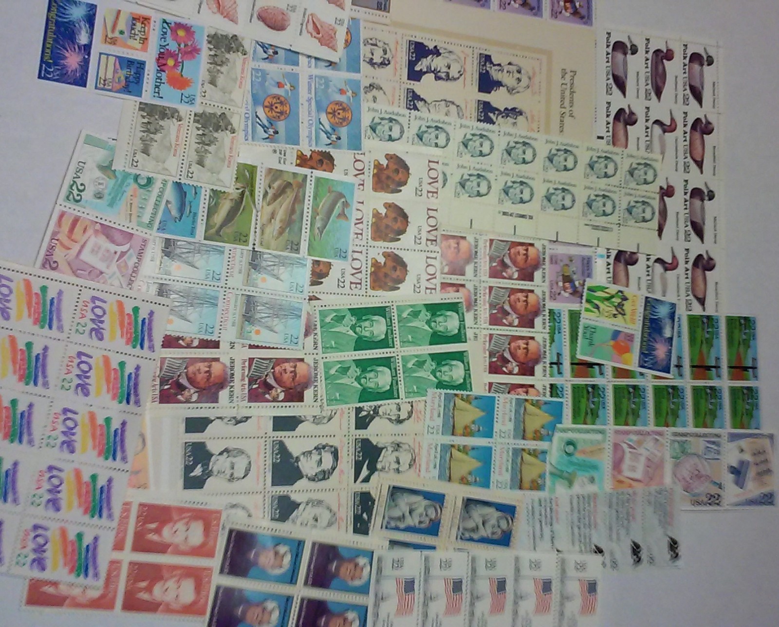 Mixed 100 Assorted Mixed Multiples & Singles of 22¢ US Postage Stamps. FV $22.00
