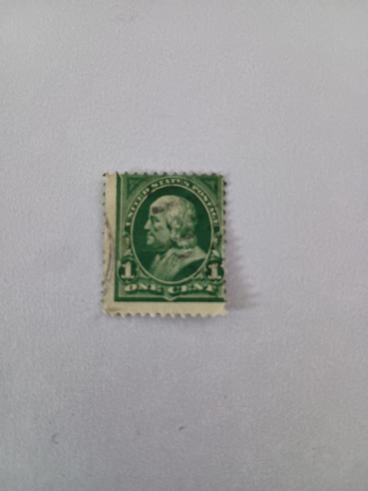 RARE Benjamin Franklin 1 Cent Green Stamp Very Rare