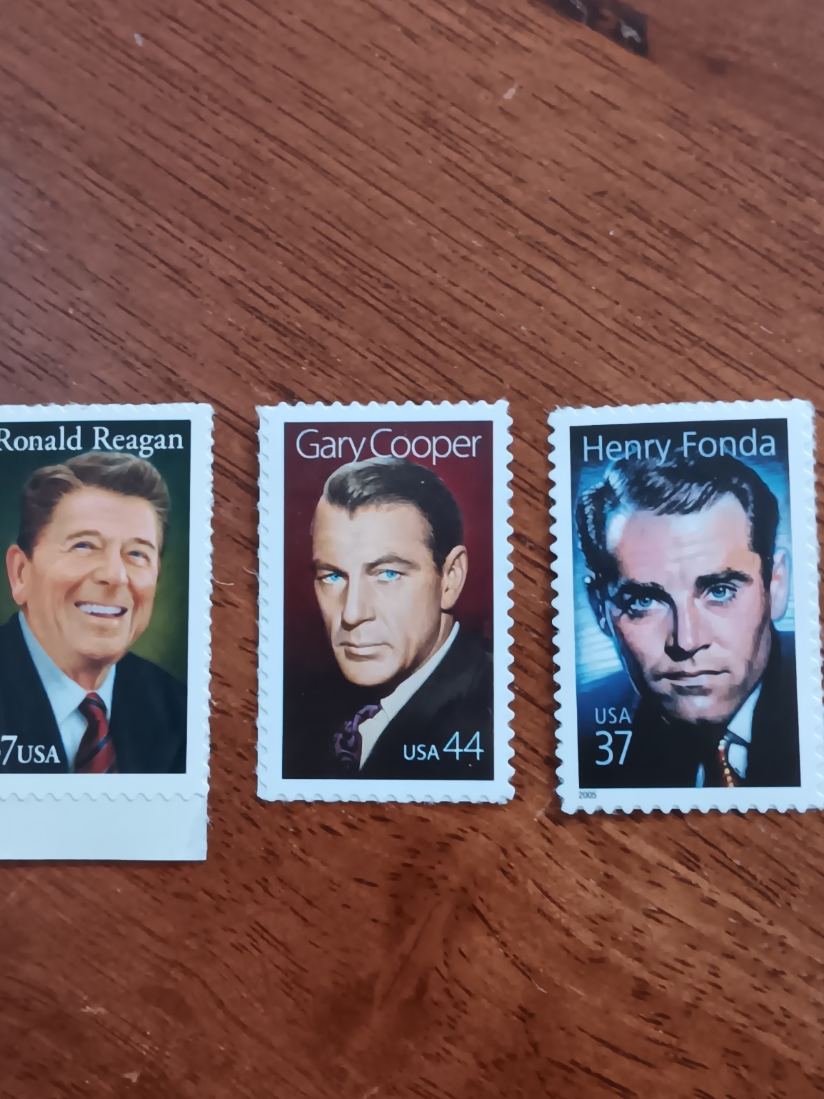 USPS Stamps 9 Singles at 37 & 44 Cents. MNH