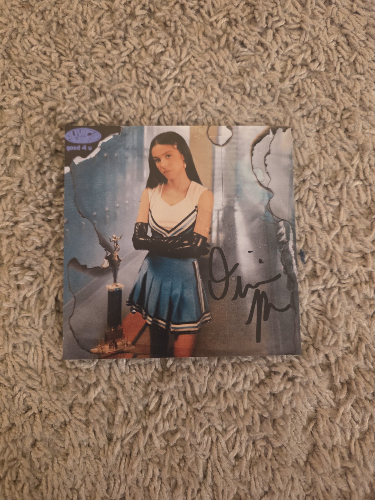 Olivia Rodrigo Signed good 4 u Cd Size Fanmade Reprint Glossy Photo Paper