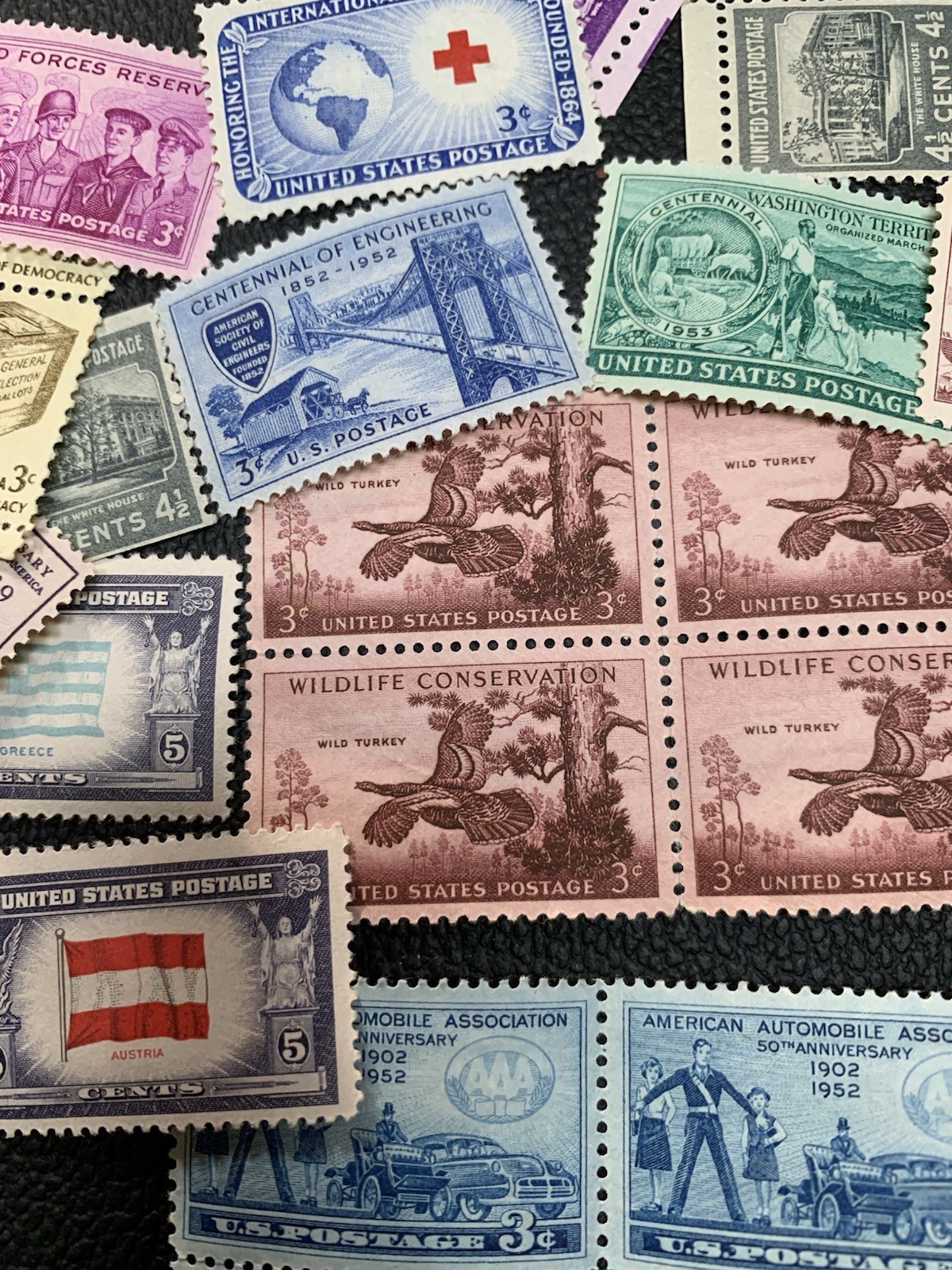 Lot of VTG Unused US Stamps, $19.50 Face Value, 3¢, 4.5¢, 5¢, 20¢, 22¢, 25¢, 29¢