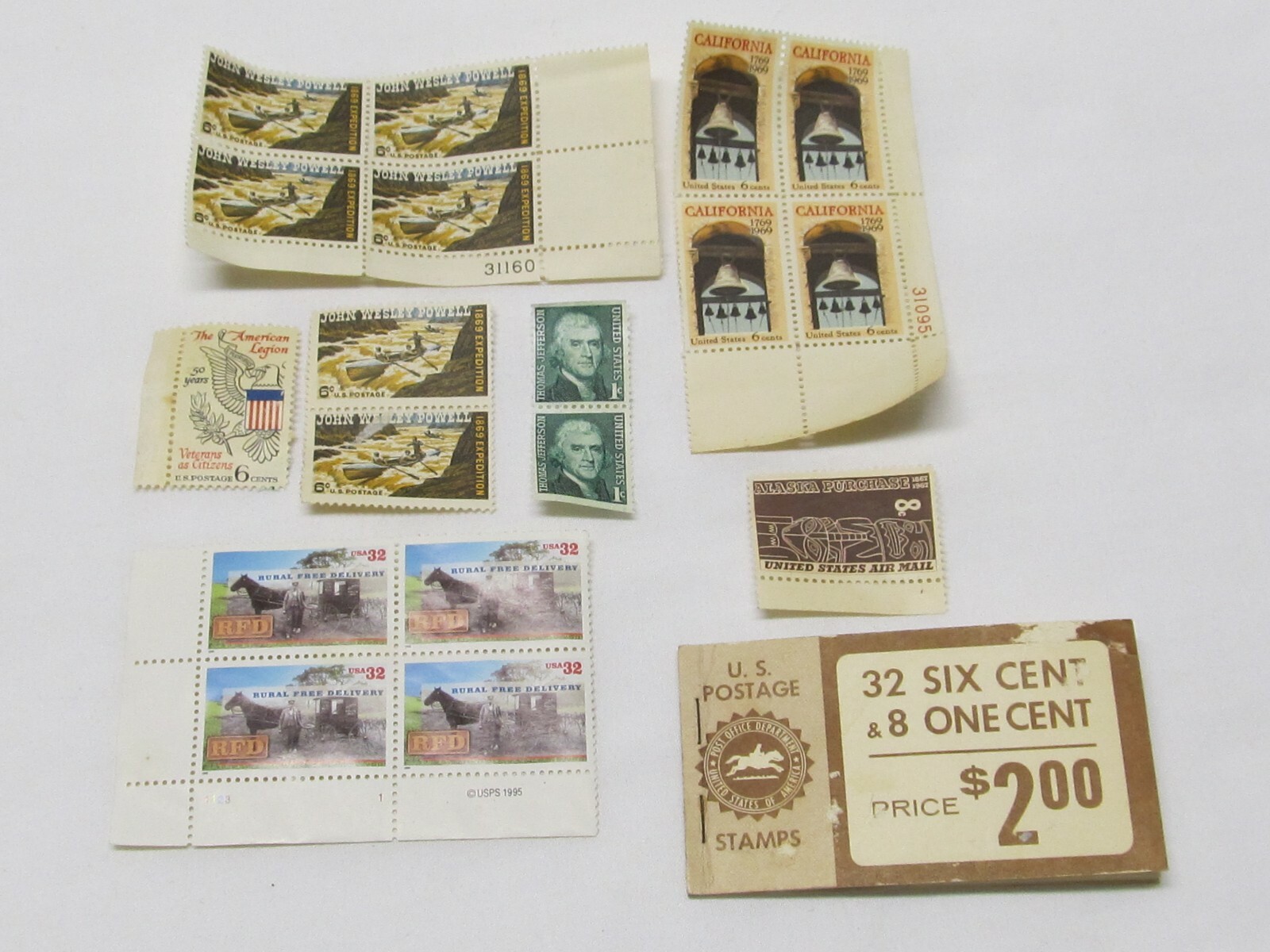 LOT OF 20 MIXED DENOMINATION US STAMPS & 1 STAMP BOOKLET