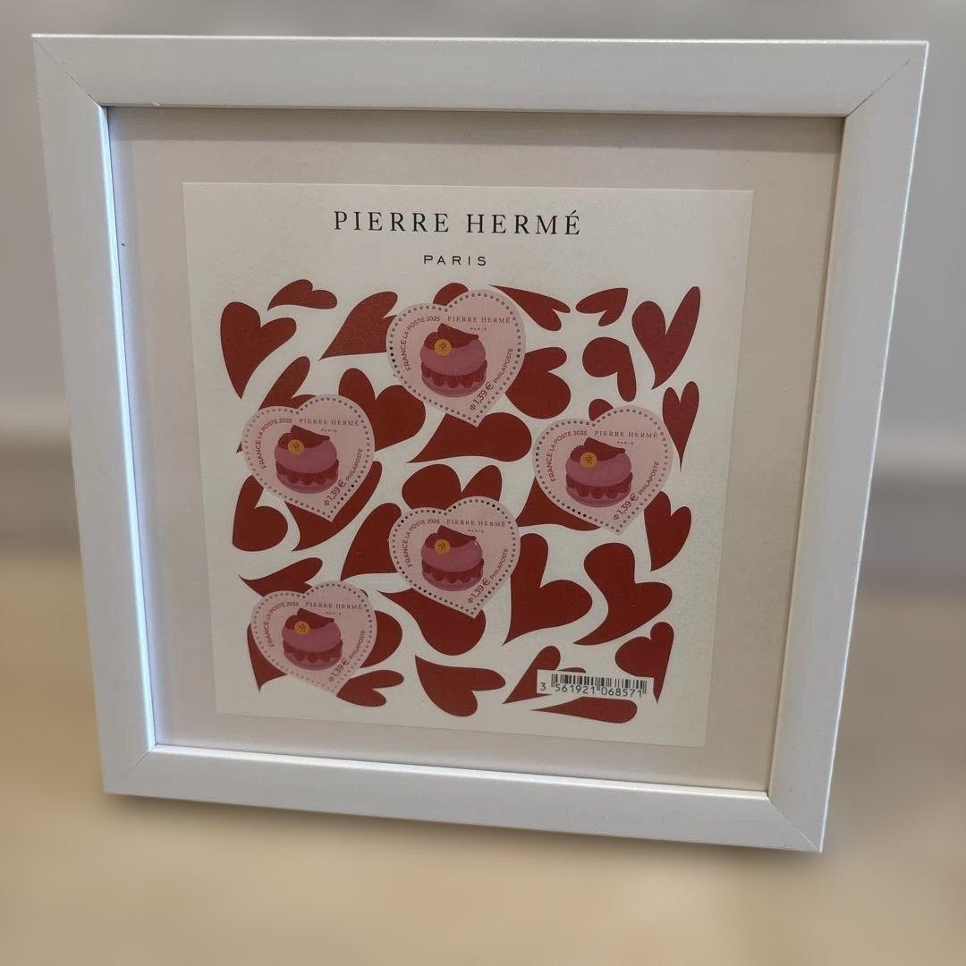 PIERRE HERMÉ French Valentine “Pierre Hermé” White