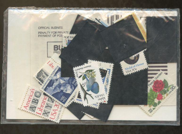 U S 1982 POSTAL SERVICE COMMEMORATIVE STAMP COMPLETE FACTORY SEALED ISSUE SET