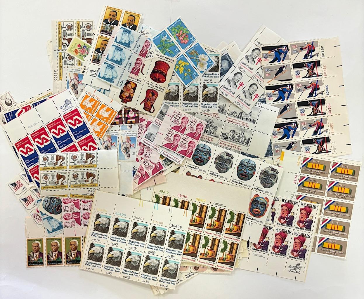U.S. 15-cent Stamp Postage Group/Collection/Lot of 1000 – $150 FV Mint NH MNH