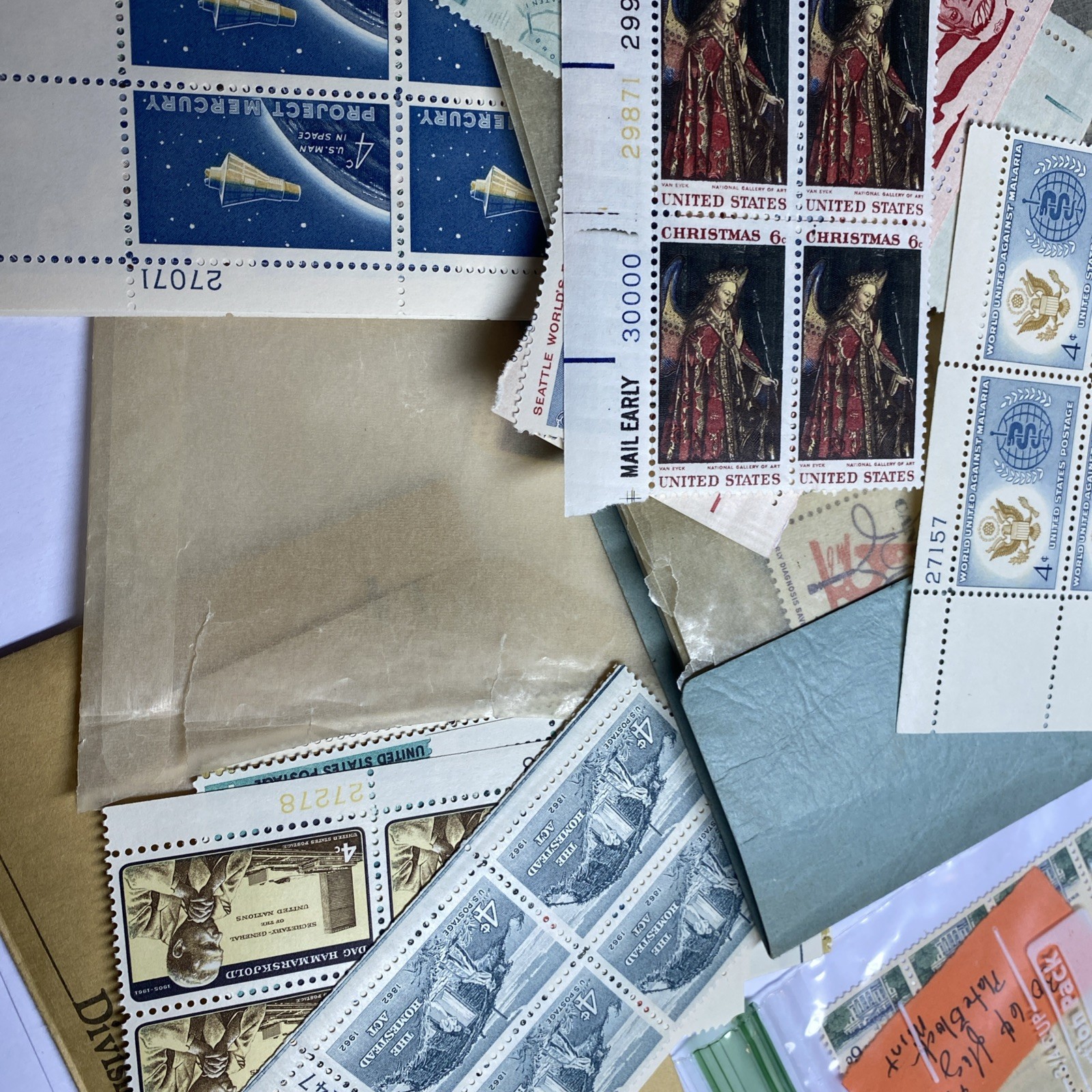 16.22 Face In Mint U.s . Postage Stamps Good CD size Group