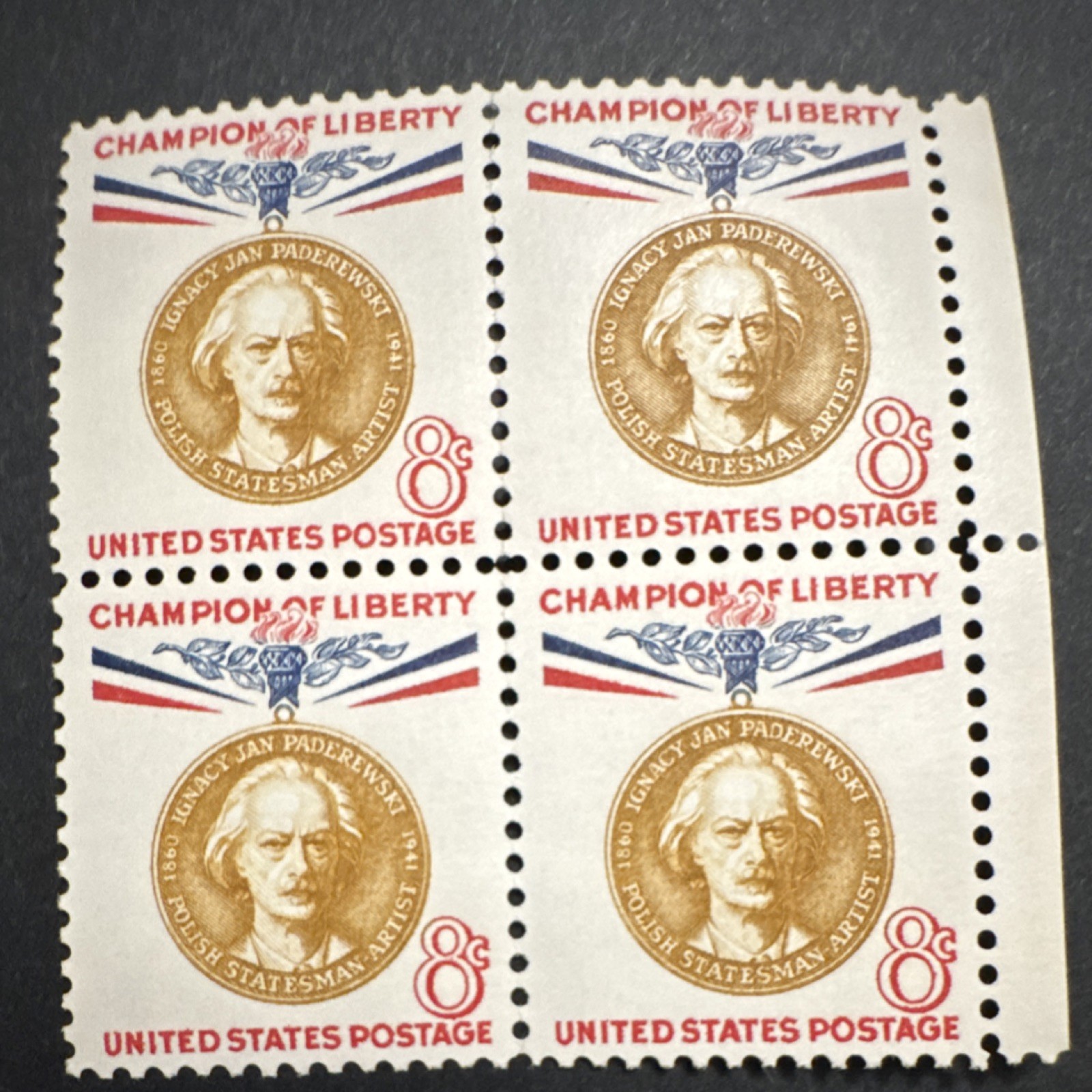 US Champion of Liberty Ignacy Jan Paderewski 8c Postage Stamp Block of 4