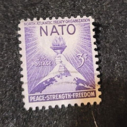 # 1008 – 1952 3¢ NATO North Atlantic Treaty USA Used 1 Stamp +2 FREE