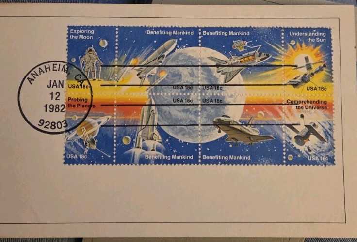 MNH Exploring The Moon 1981 Stamps 18 Cent, Block Of 8