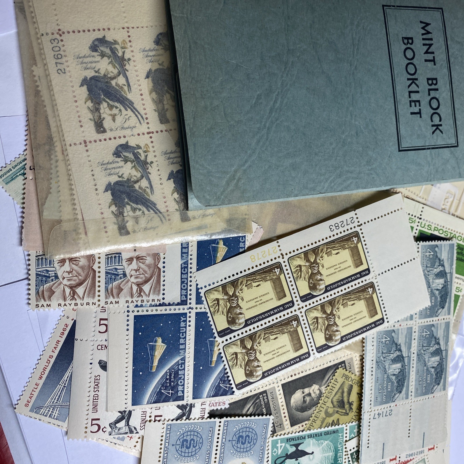 16.22 Face In Mint U.s . Postage Stamps Good CD size Group