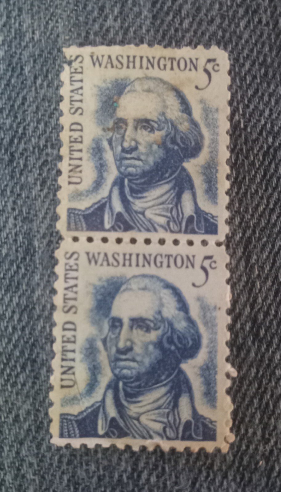 2 unused stamps, great condition, in plastic 