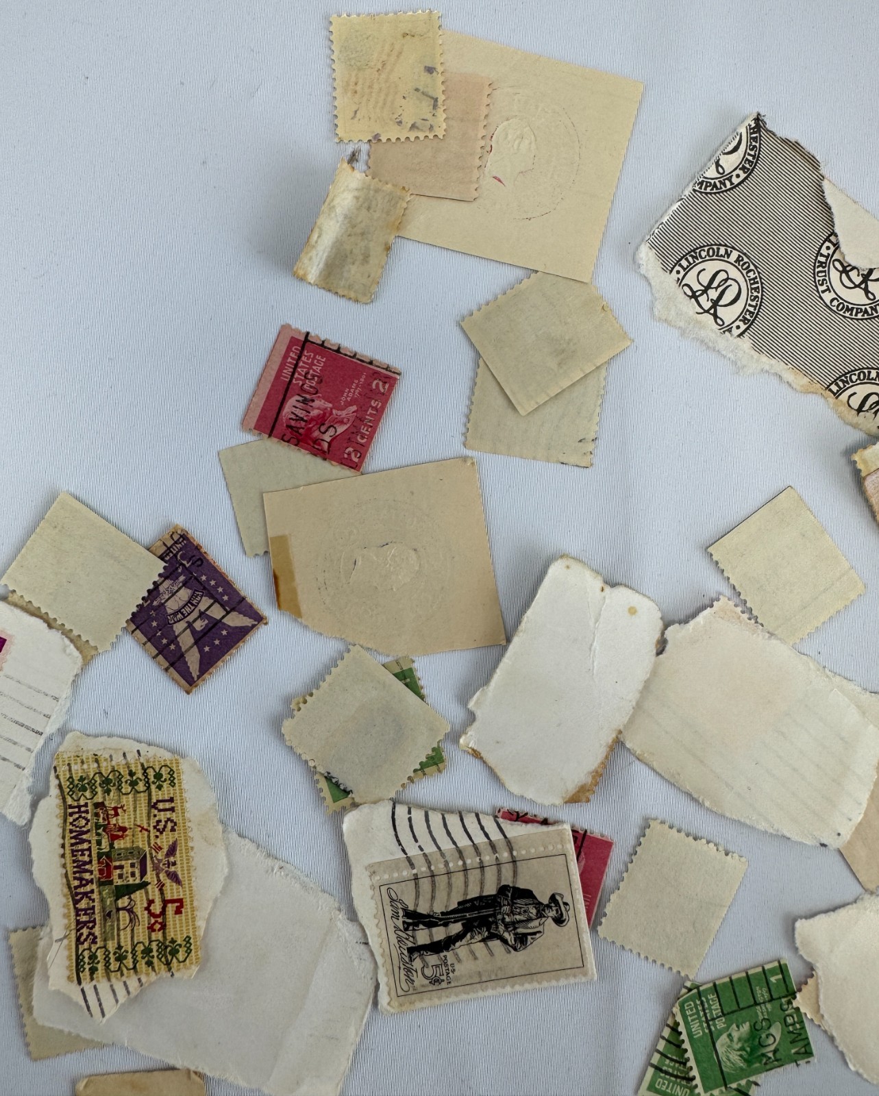 Vintage Worldwide Used Postage Stamp Off Paper Kiloware Lot US Commemorative