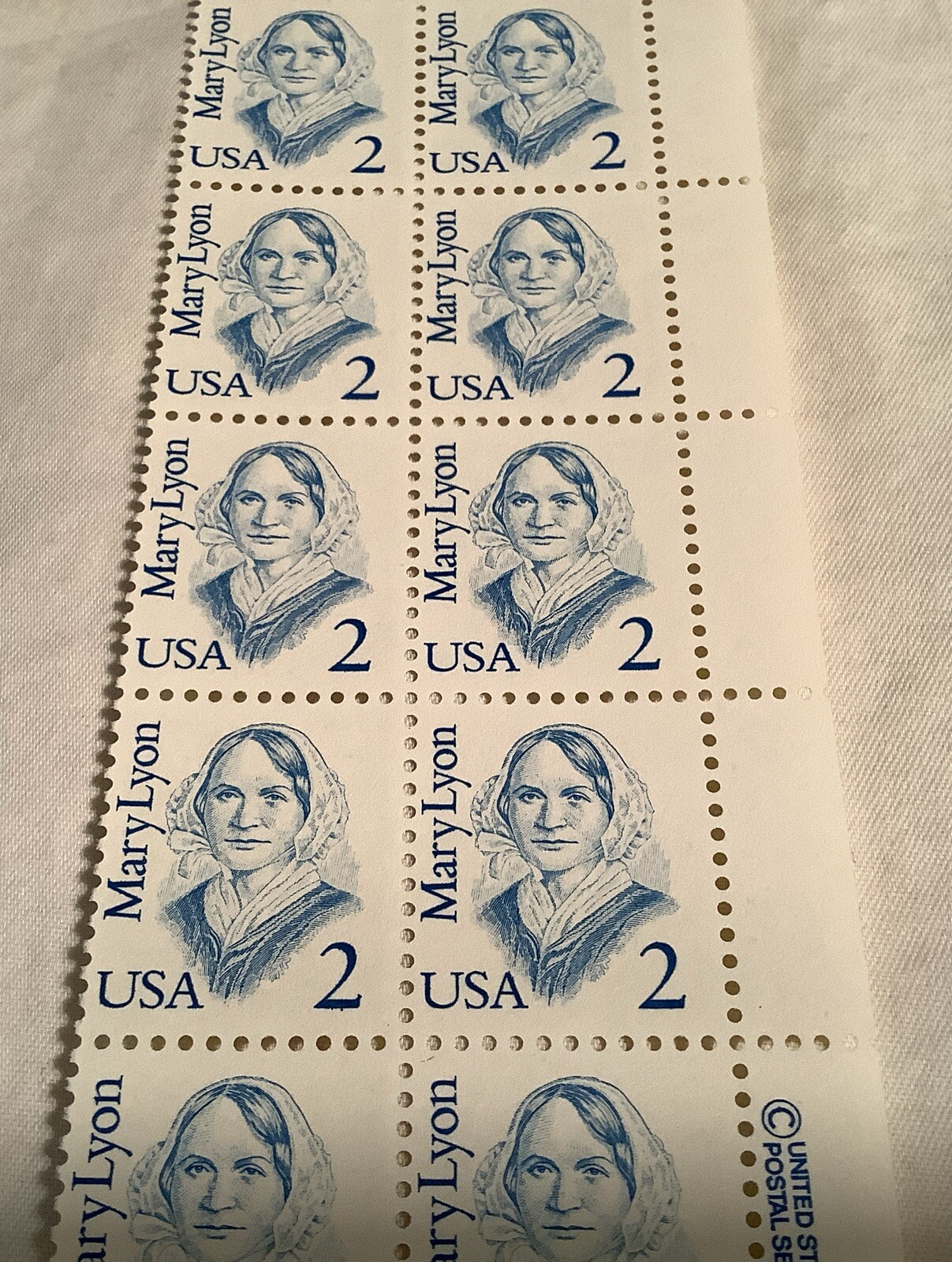 Block of 20 USPS 2-Cent Mary Lyon Stamps – Scott 2169 MNH Bright Blue 1984 Zip