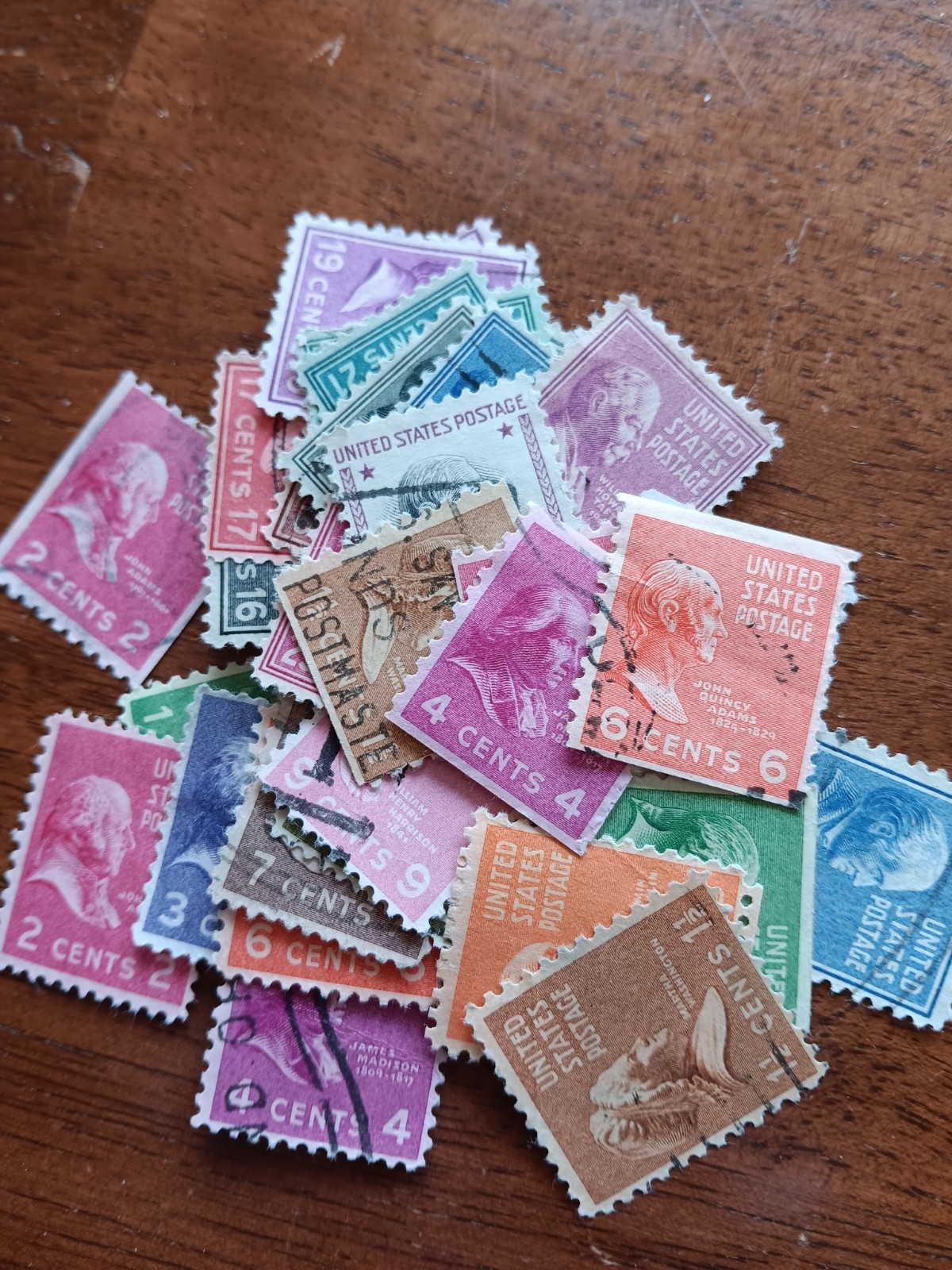USPS Vintage 1938-1940 Stamps. Used Hinged No duplicates 150+ Good Condition