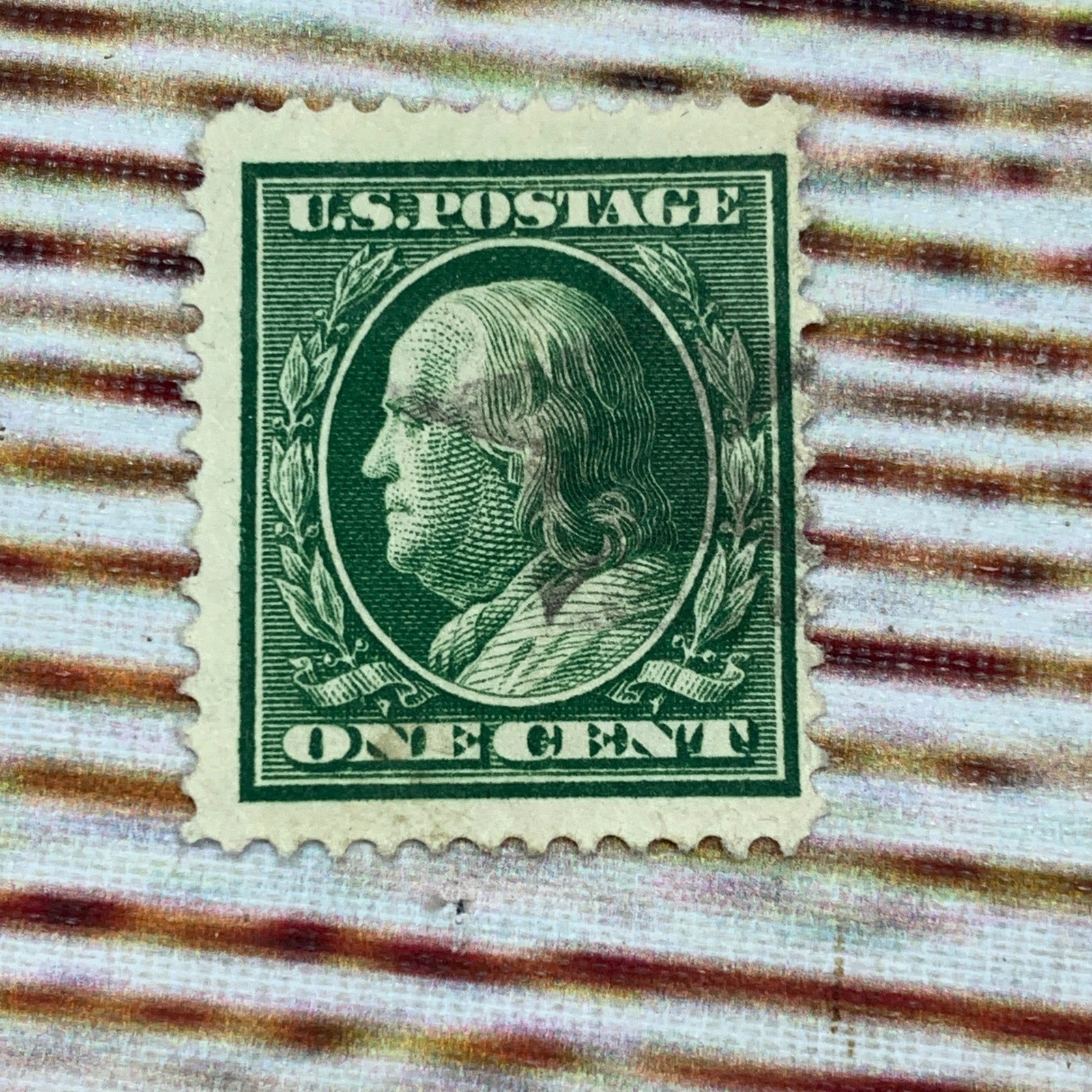 US Postage Stamp One Cent Benjamin Franklin Green Vintage Collectible Rare