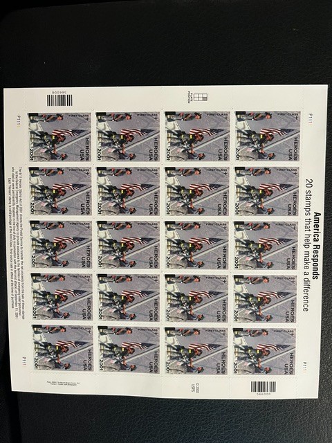 America Responds 9/11 Heroes. 2001 First Class Sheet of 20 stamps. MNH.