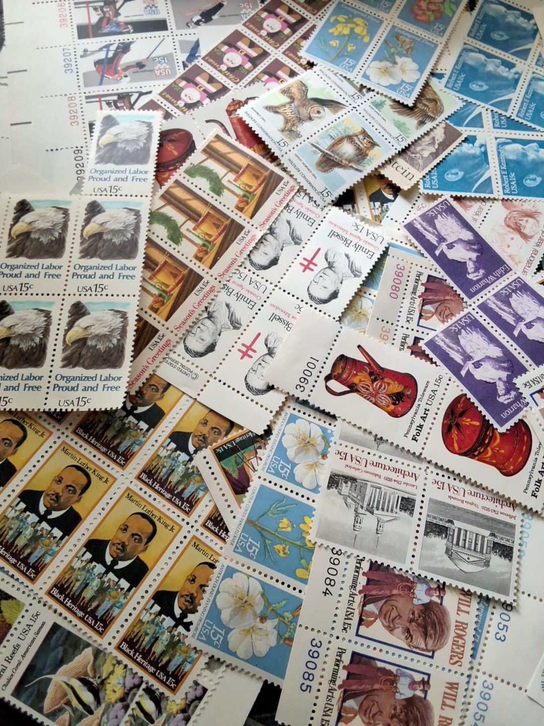 $175.00 FV ALL 15 Cent Unused U.S Postage Stamps Excellent Variety Free Shipping