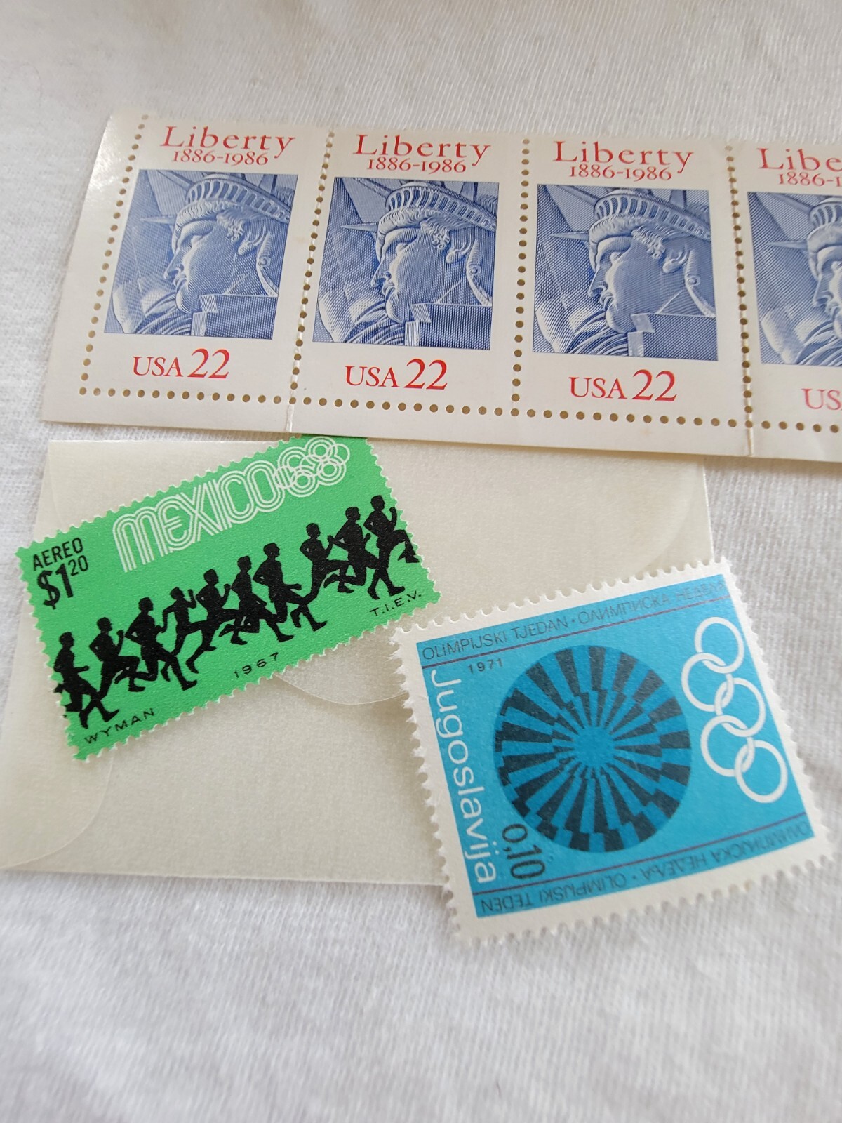 Lot Of USPS Postage Stamps 90s WWII Love $9.95 Eagle Minerals Liberty Mexico