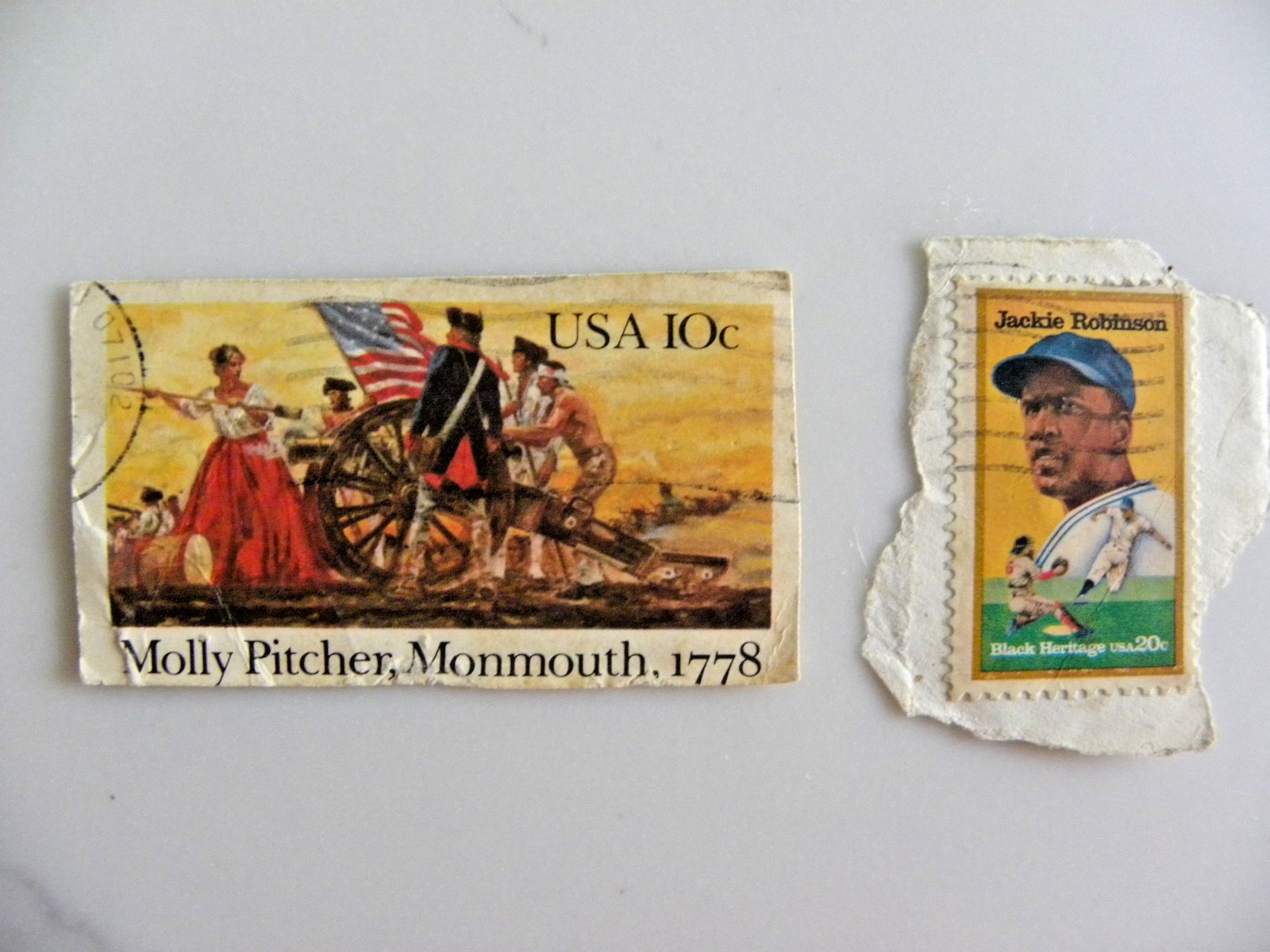 2 USA Postage Stamps 20 Cents Jackie Robinson Baseball & 10 Cents Molly Pitcher