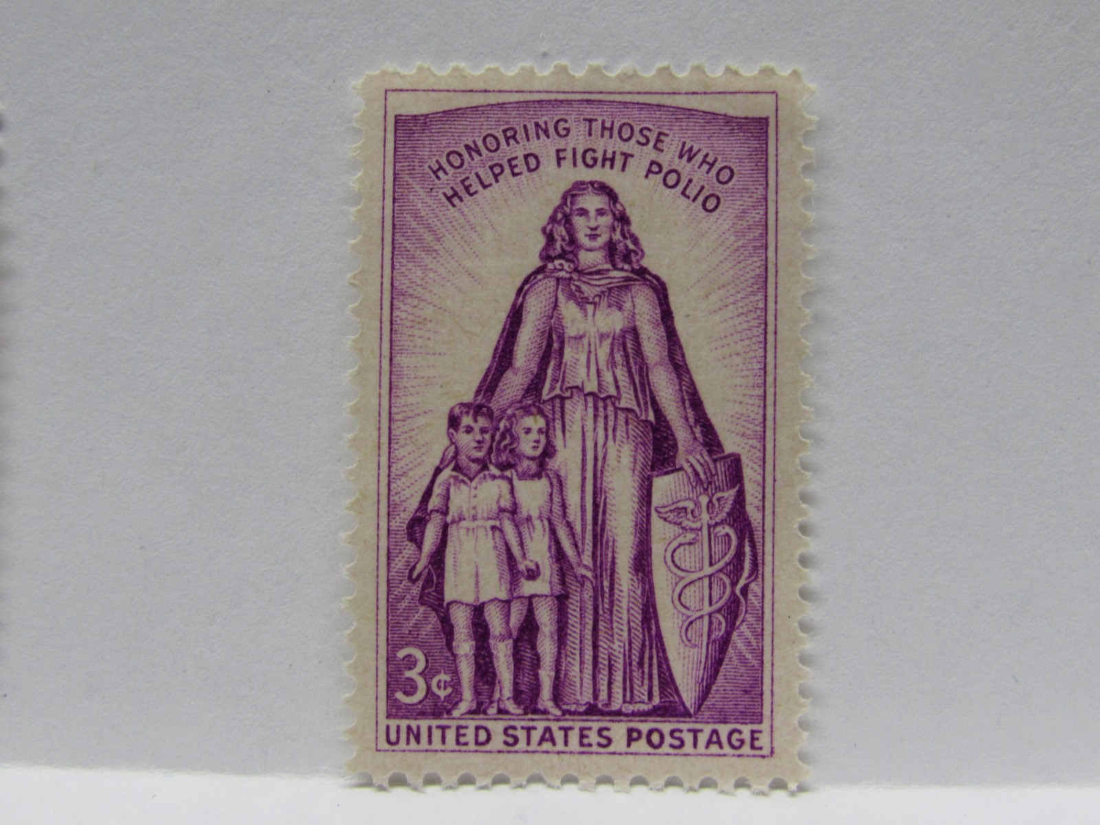 OFFER – Lot of 10 US Postage Stamps – Three Used – Never Hinged