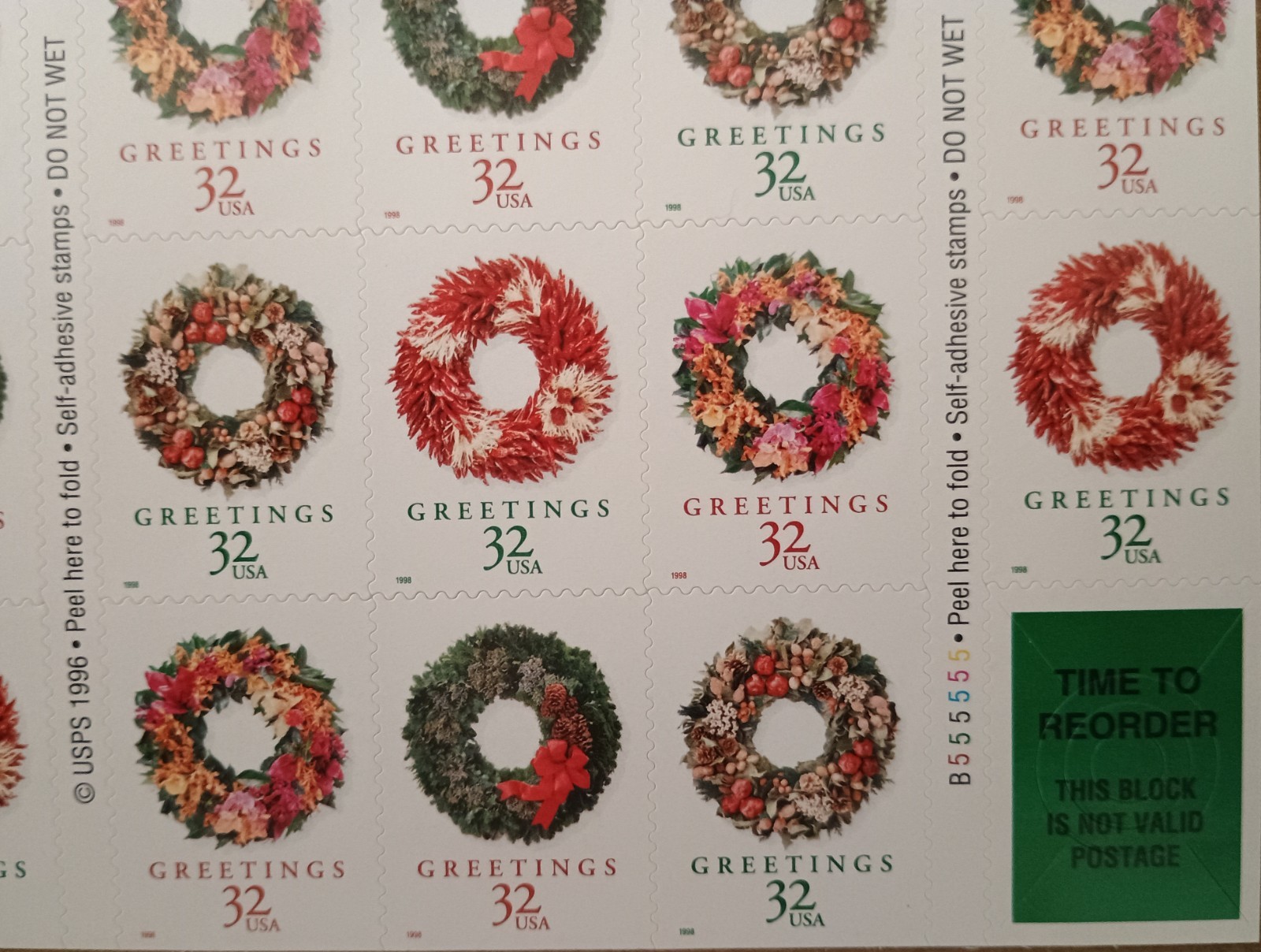 32 cent Holiday Greetings Wreaths – Book of 20 Stamps – New NH (Free Shipping)