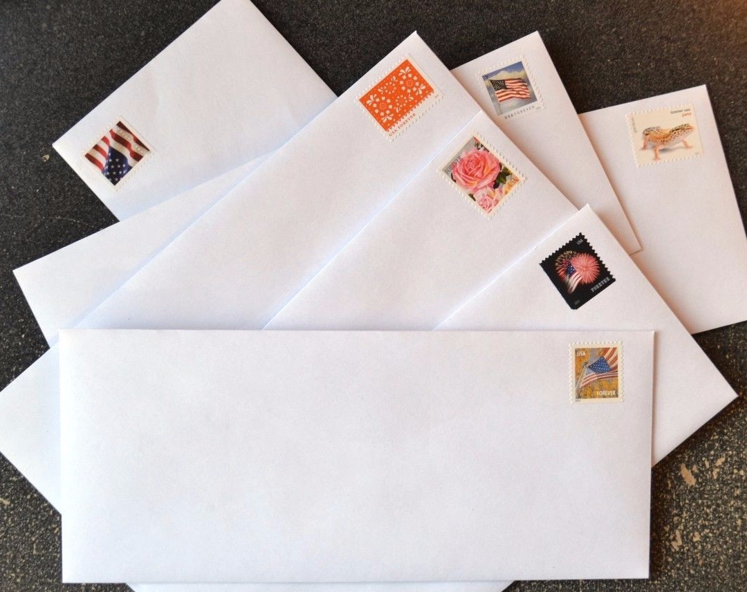 500 Forever Stamped Envelopes – #10 White Woved Security 4 1/8″ X 9 1/2″ Gummed