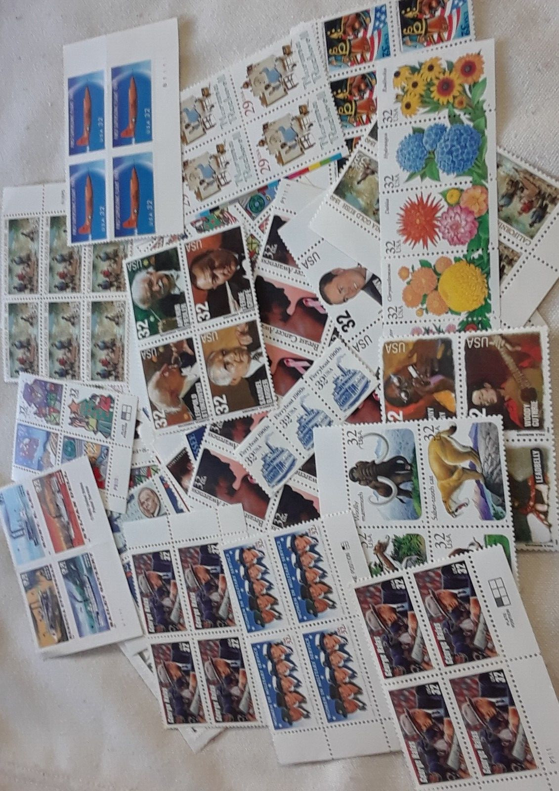 Unused 100 of Multiples & Strips & Singles of 32¢ US Postage Stamps USA FV $32.0