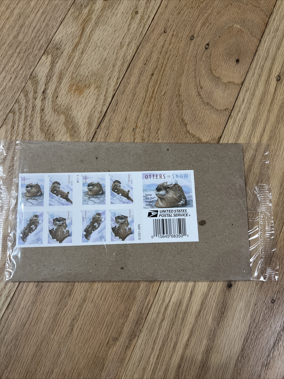 Forever-2021 Otters in Snow Booklet of 20 Forever USA Sealed Collectible Item