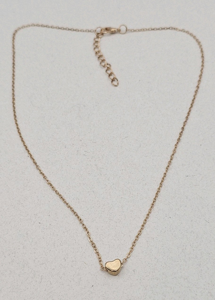 Gold Floating Heart 14K – Gold Metal 16-18″ Adj Chain Necklace 💕💕💕