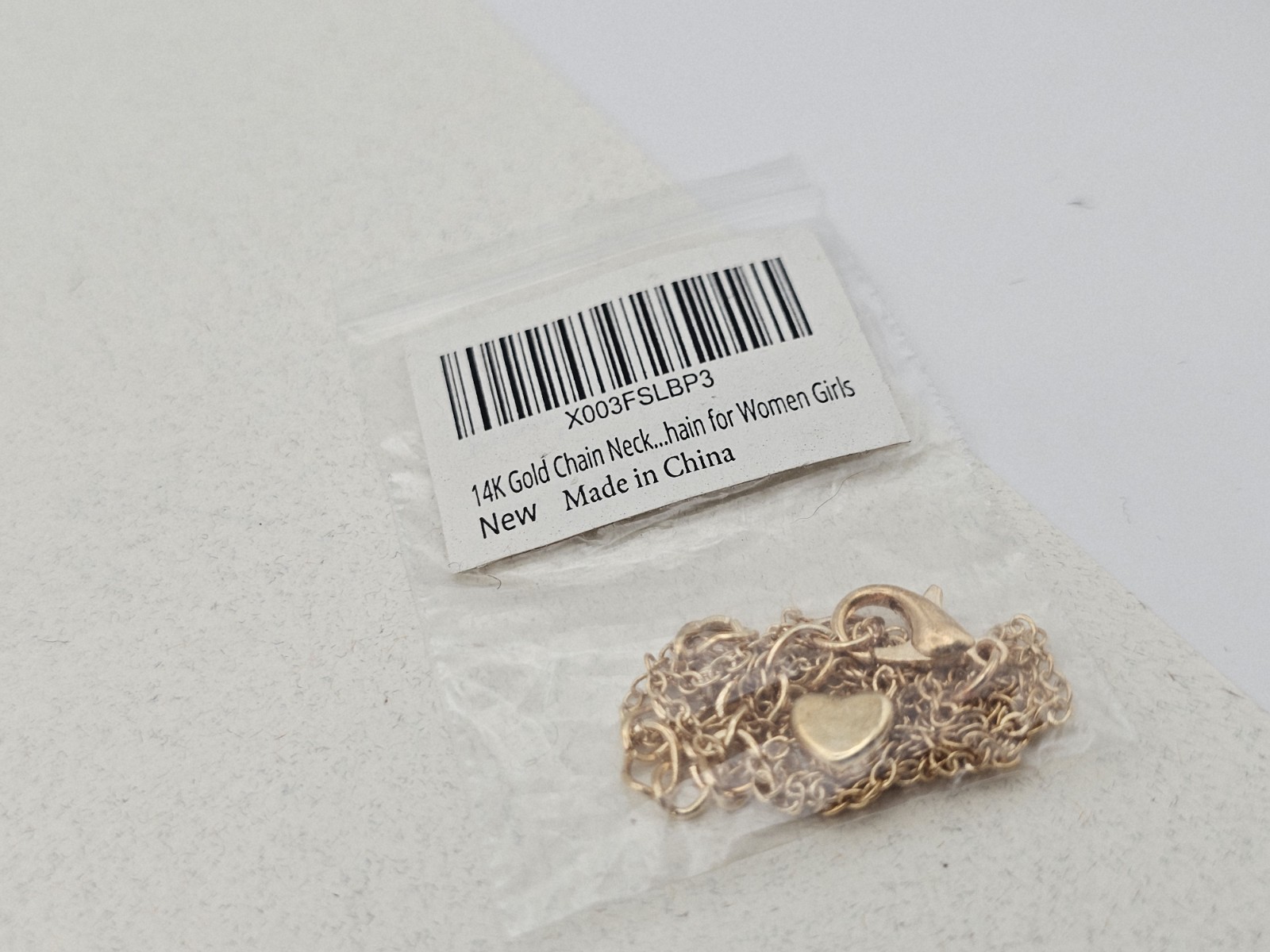 Gold Floating Heart 14K – Gold Metal 16-18″ Adj Chain Necklace 💕💕💕