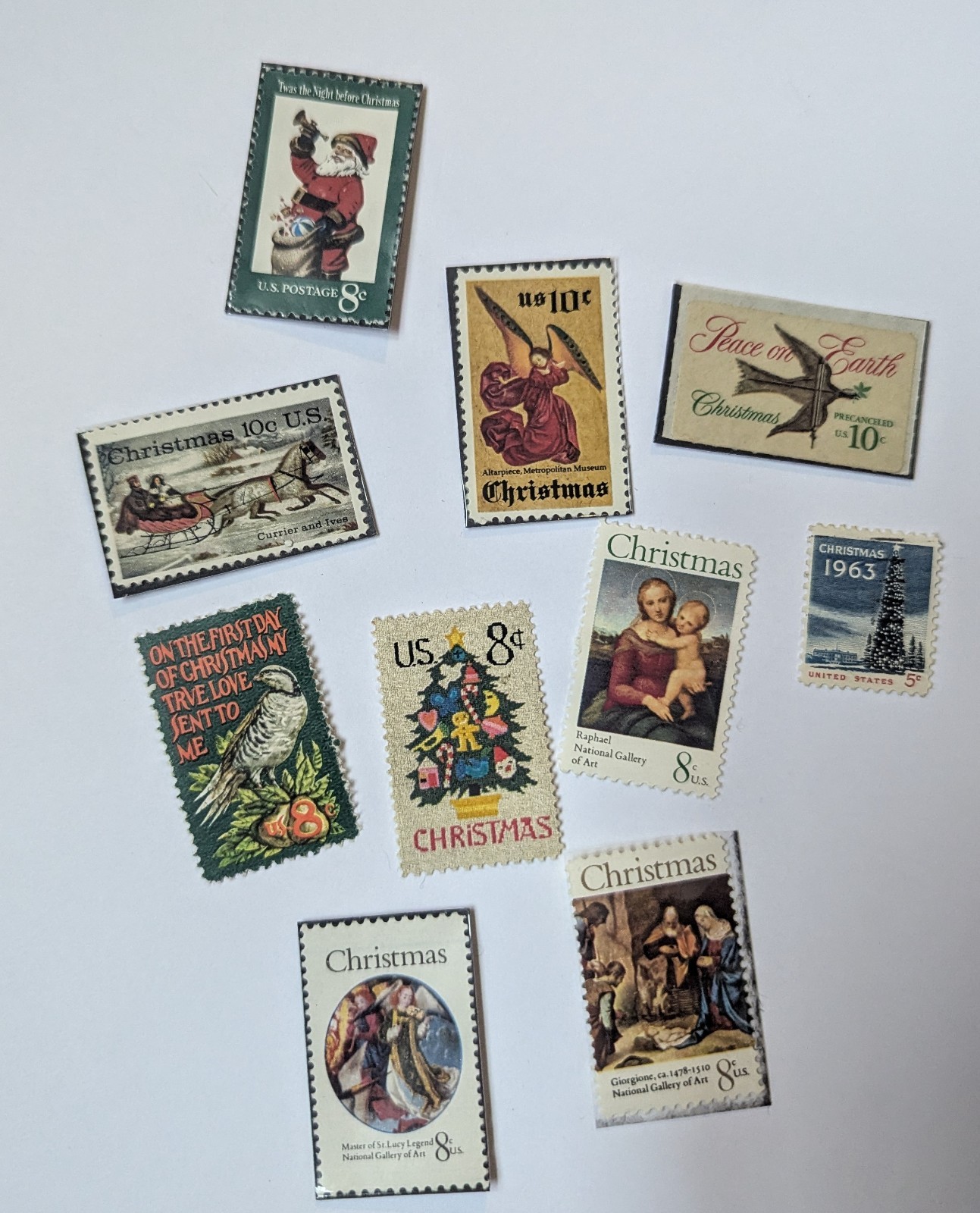 Lot Of 10 Christmas Themed Stamps, Mint And Unhinged Condition From The 1970s