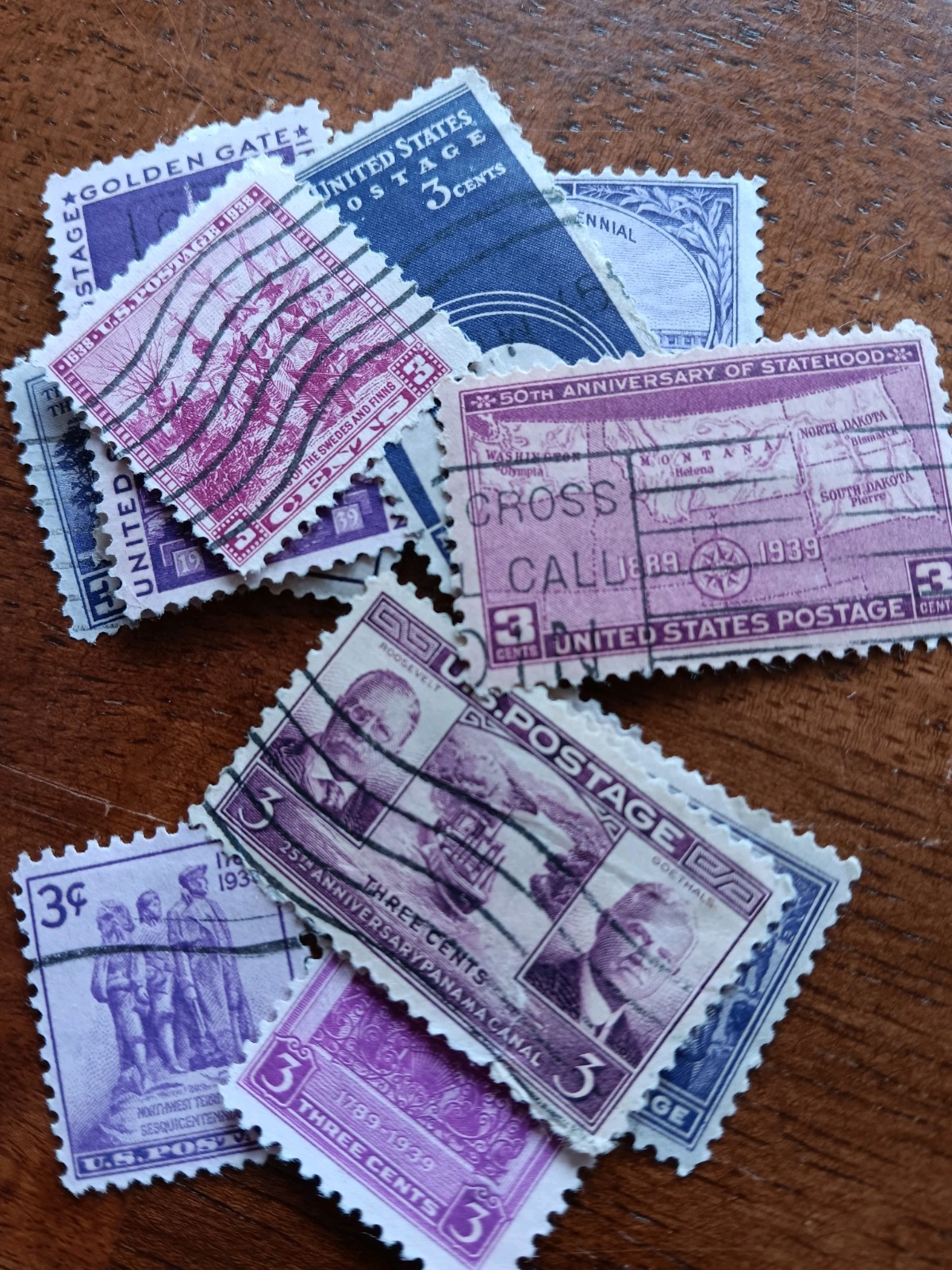 USPS Vintage 1938-1940 Stamps. Used Hinged No duplicates 150+ Good Condition
