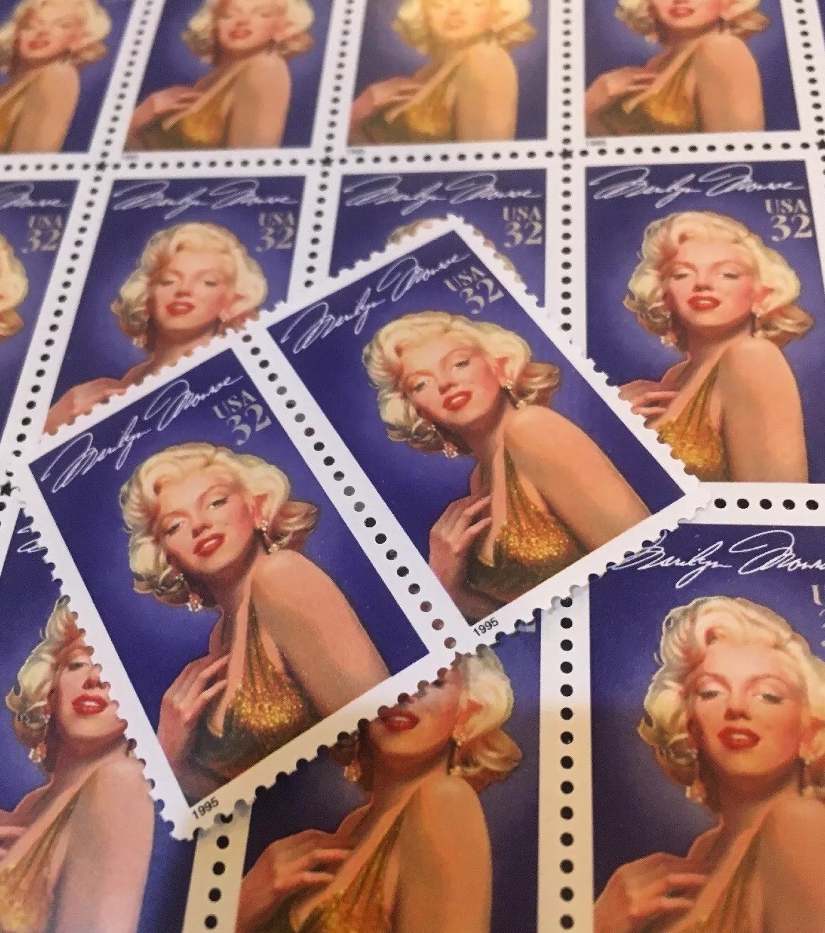 10 Marilyn Monroe Stamps For Holiday, Wedding And Valentine Mail