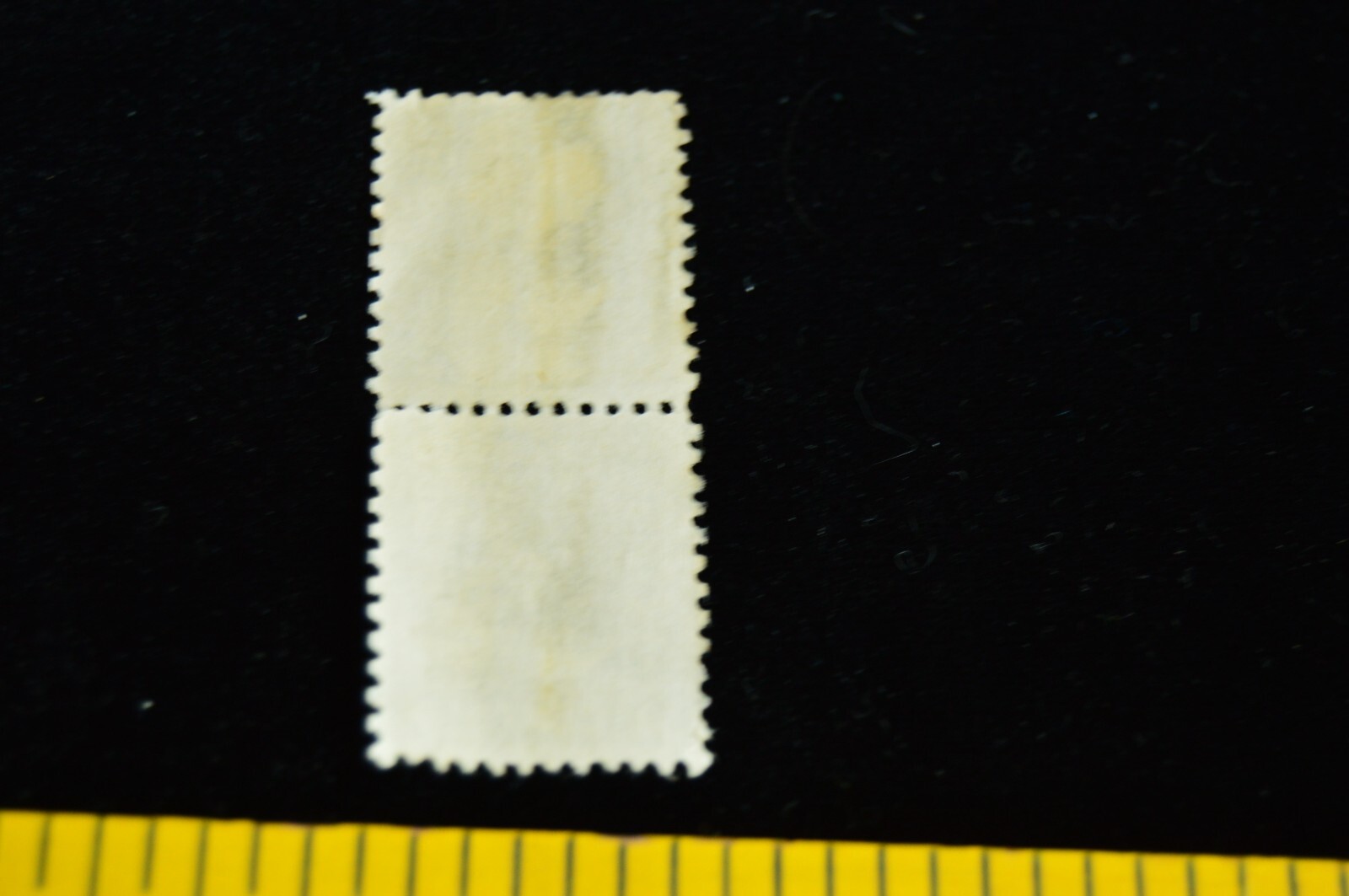 2x Thomas Jefferson 1932 still attached at perforation Stamp set