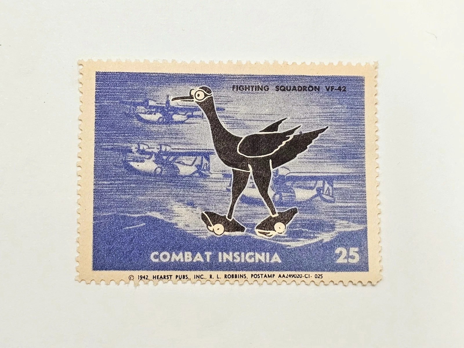 1942 COMBAT INSIGNIA STAMP HEARST #25 FIGHTING SQUADRON VF-42