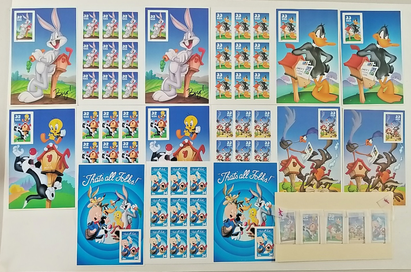 Lot of 60 Stamps – 5 Booklets Single Pages & Singles Bugs Bunny Set Looney Tunes