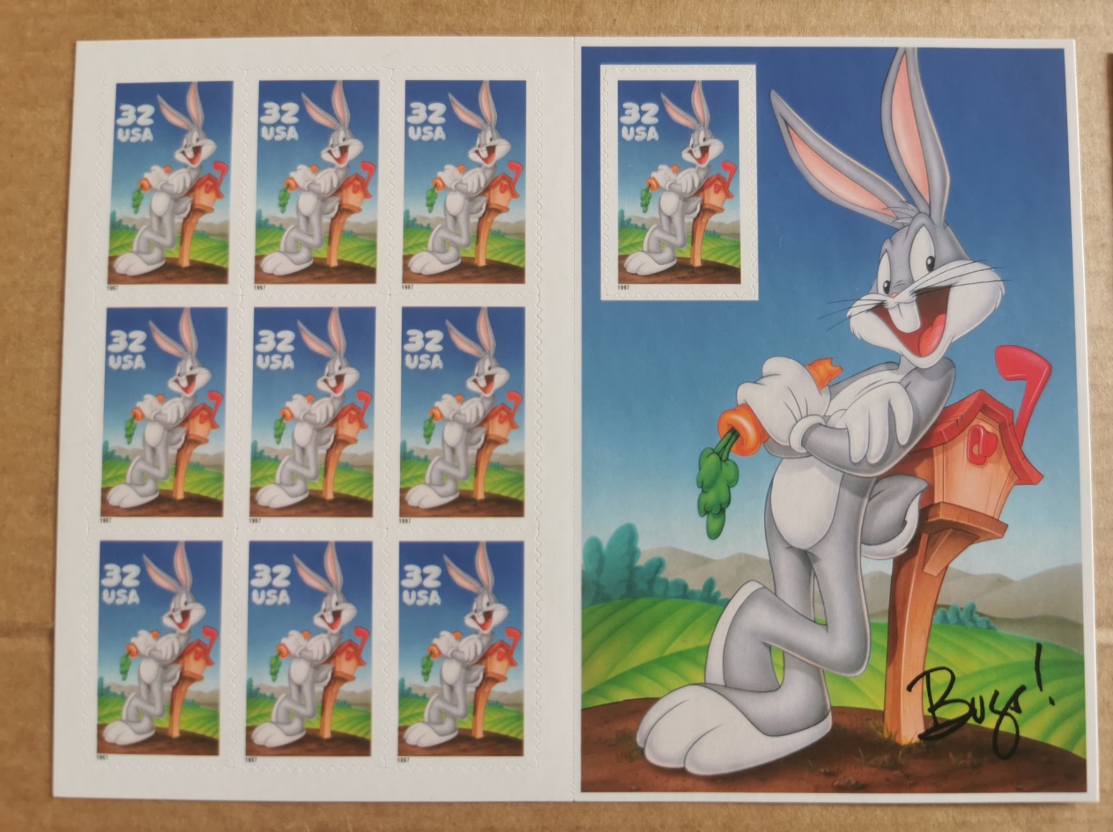 US Booklets, Souvenir Sheets, Mixed Lot, Dinosaur, Bogart, Bugs Bunny, 100+