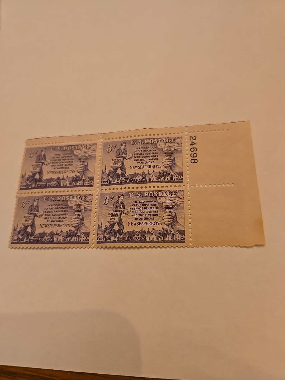 US Postage Stamp 3 CENT 3c PLATE BLOCK NEWSPAPER BOYS