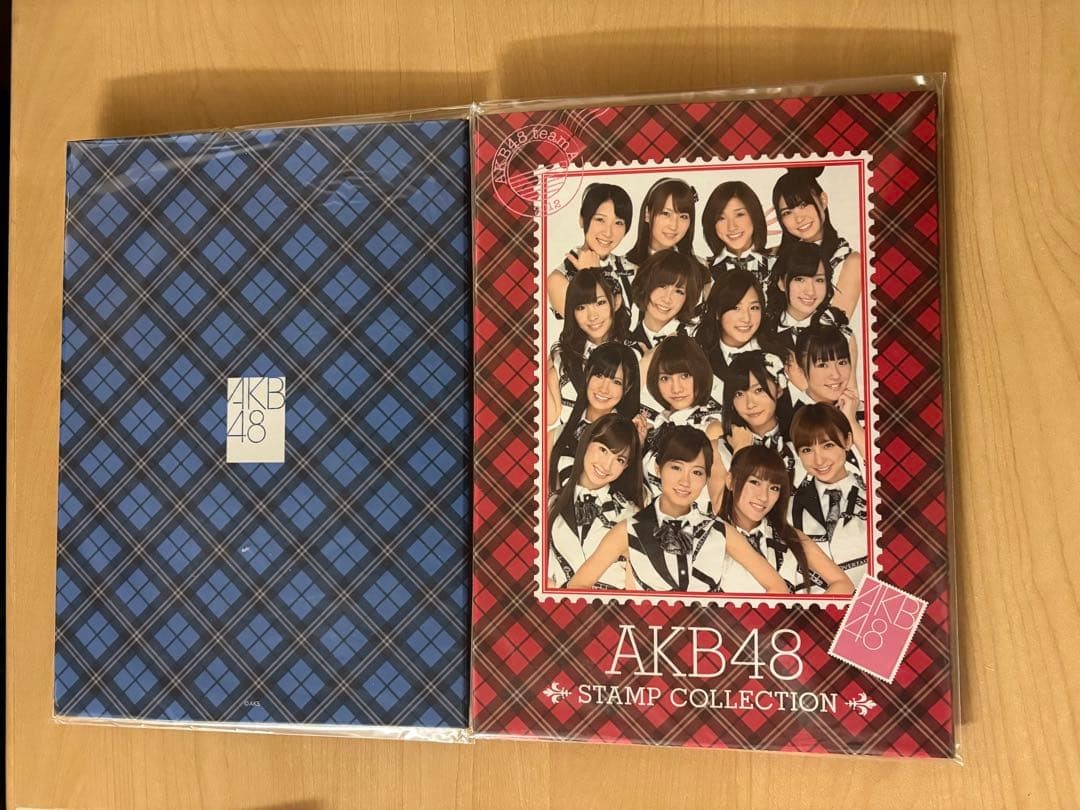 AKB48 Stamp Collection Blue/Red