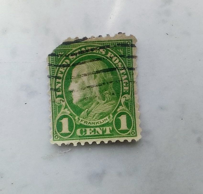 U.S. #581Series 1923-26 1¢ Ben Franklin Issue Date: April 21, 1923