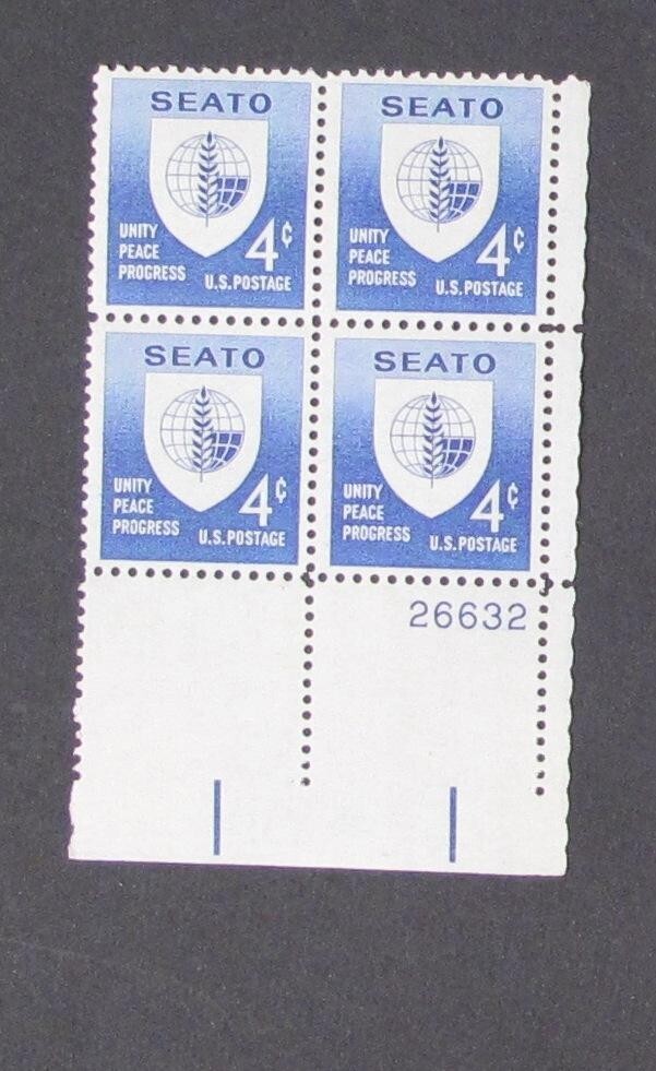Lot of 10 US 4 and 5 Cent Postage Stamps 1958-1966